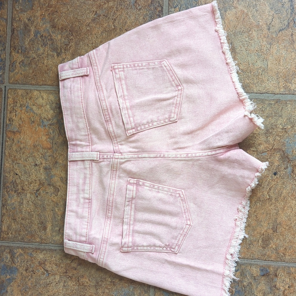Shorts - Picture 2 of 2